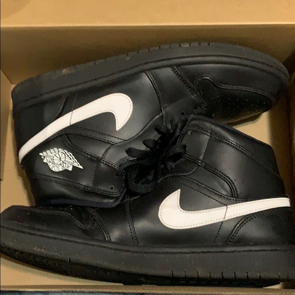 Nike Other - Used Air Jordan Black Nike Other - Used Air Jordan Black